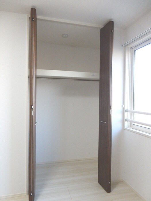 物件内観写真9　(収納)