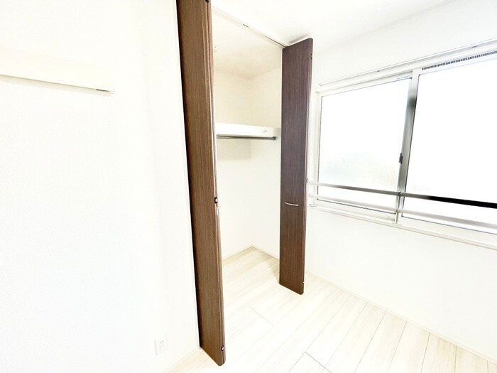 物件内観写真9　(収納)