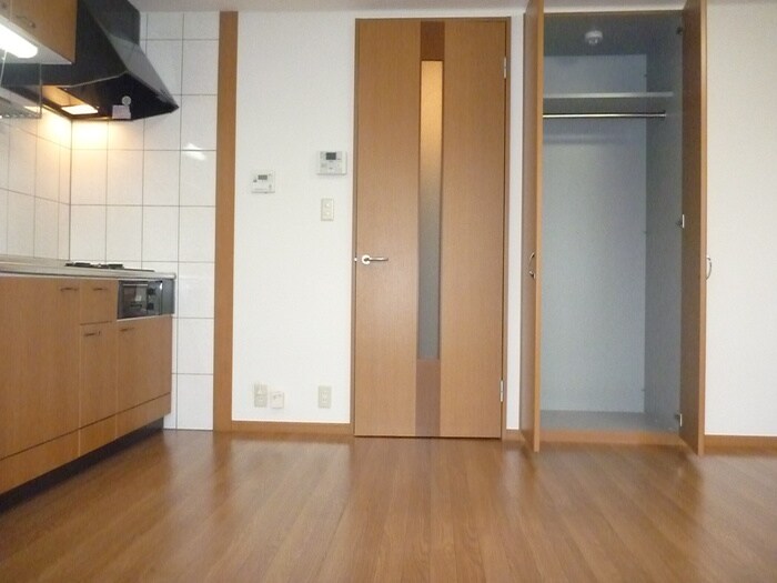 物件内観写真10　(収納)