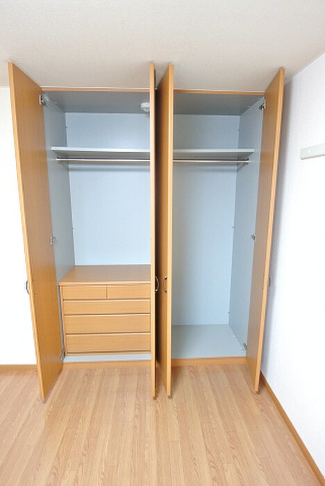 物件内観写真11　(収納)