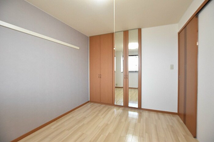 物件内観写真12　(居室)