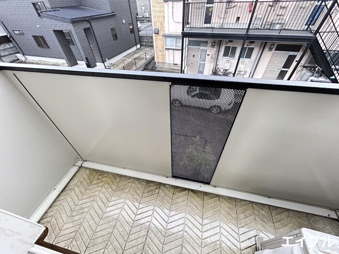 物件内観写真8　(ベランダ・バルコニー)