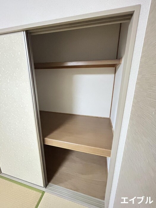 物件内観写真10　(収納)