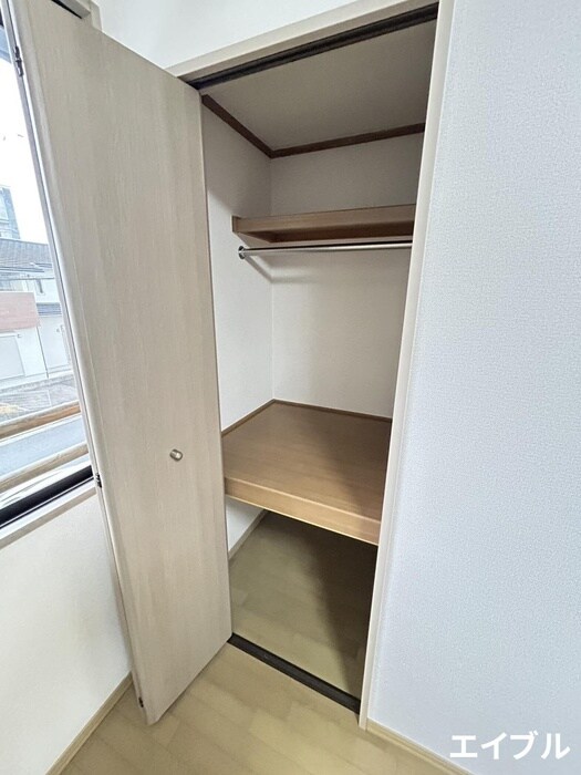 物件内観写真12　(収納)