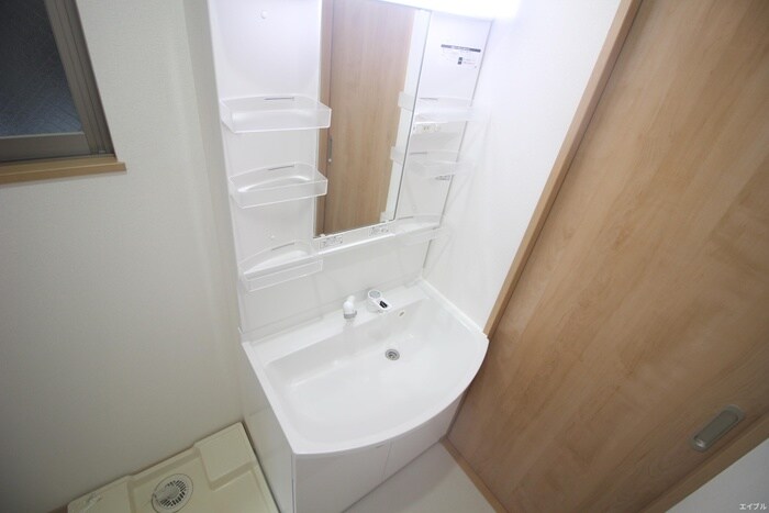 物件内観写真11　(洗面)