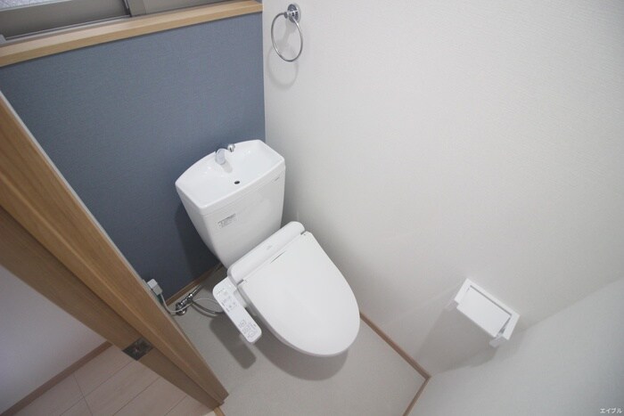 物件内観写真13　(トイレ)