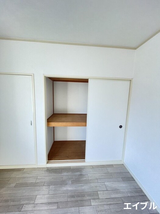 物件内観写真9　(収納)
