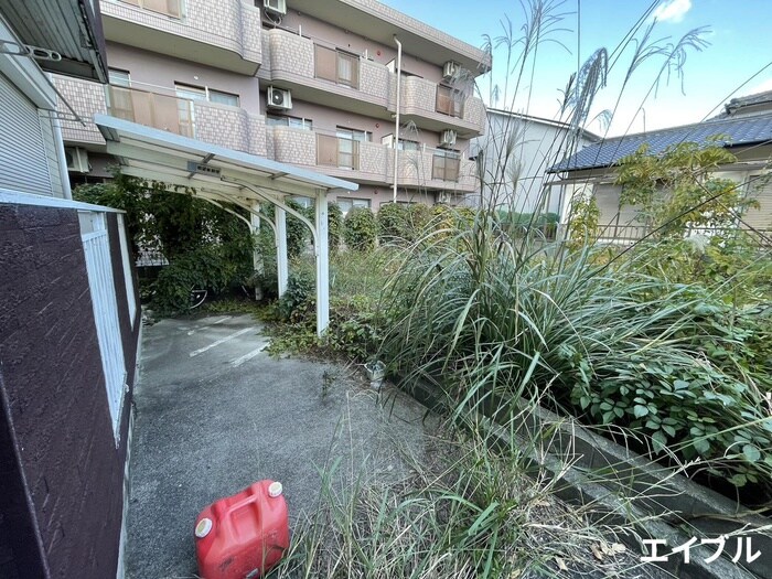 物件外観写真6　(駐輪場)