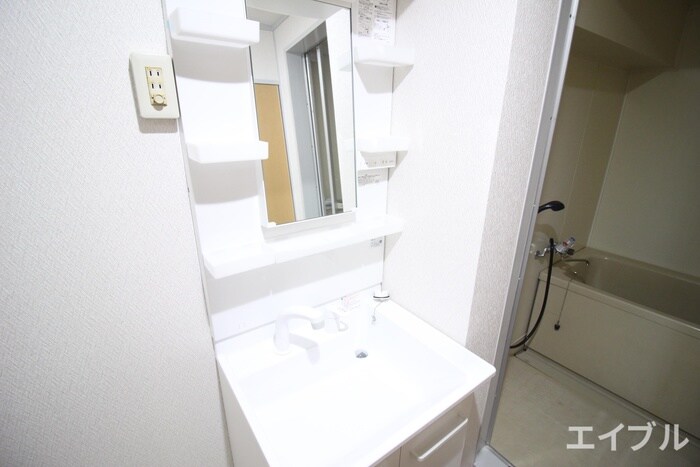 物件内観写真11　(洗面)