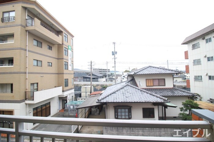 物件内観写真14　(室内からの展望)