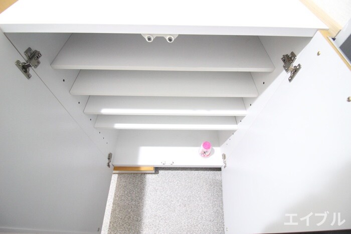 物件内観写真15　(靴箱)