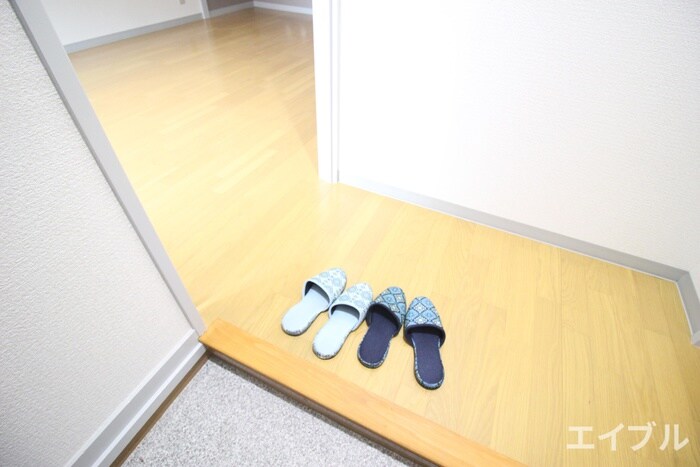 物件内観写真18　(廊下)