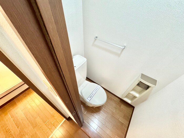 物件内観写真6　(トイレ)