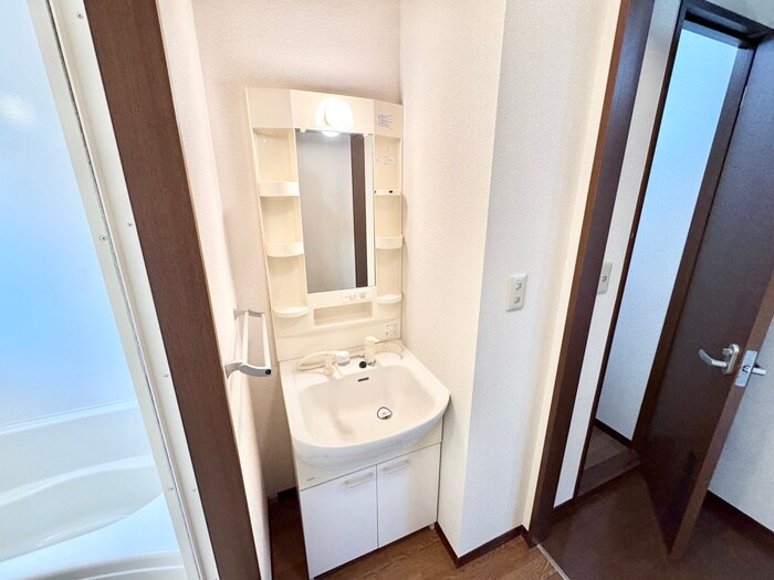 物件内観写真7　(洗面)