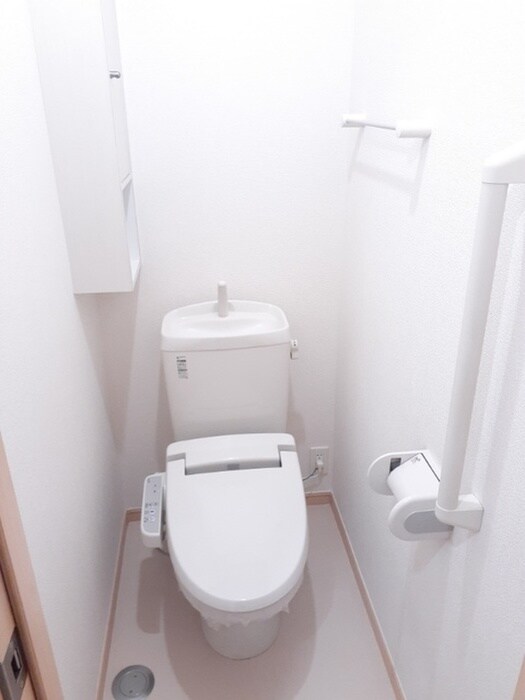 物件内観写真7　(トイレ)