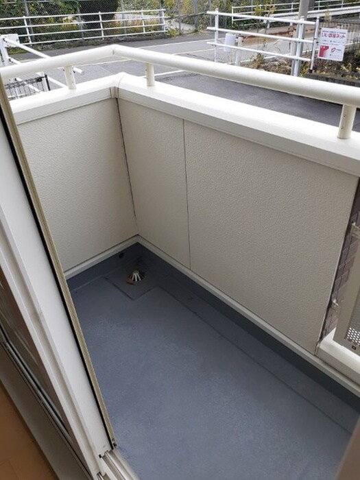 物件内観写真9　(ベランダ・バルコニー)