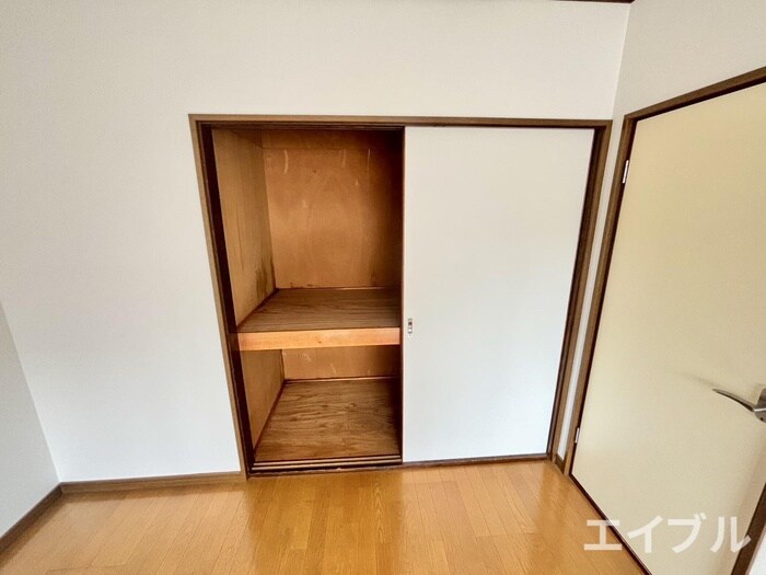物件内観写真11　(収納)