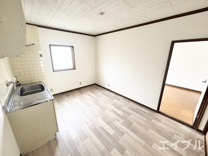 物件内観写真15　(居室)