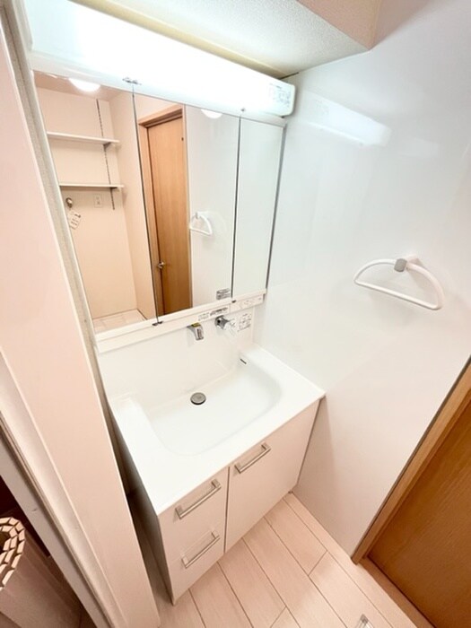 物件内観写真12　(洗面)