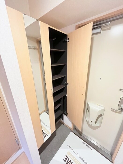 物件内観写真15　(靴箱)