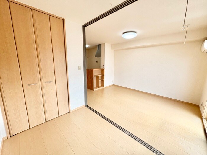 物件内観写真6　(居室)