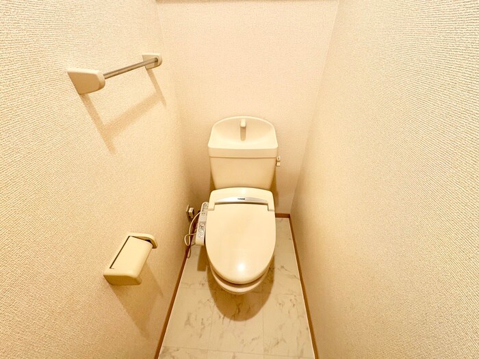 物件内観写真10　(トイレ)