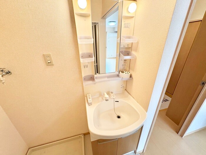 物件内観写真12　(洗面)