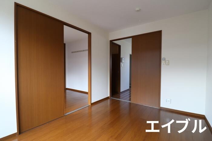 物件内観写真5　(居室)