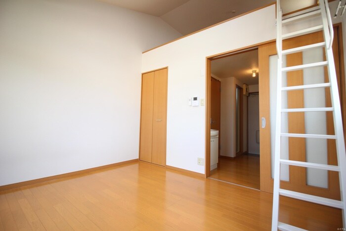 物件内観写真8　(居室)