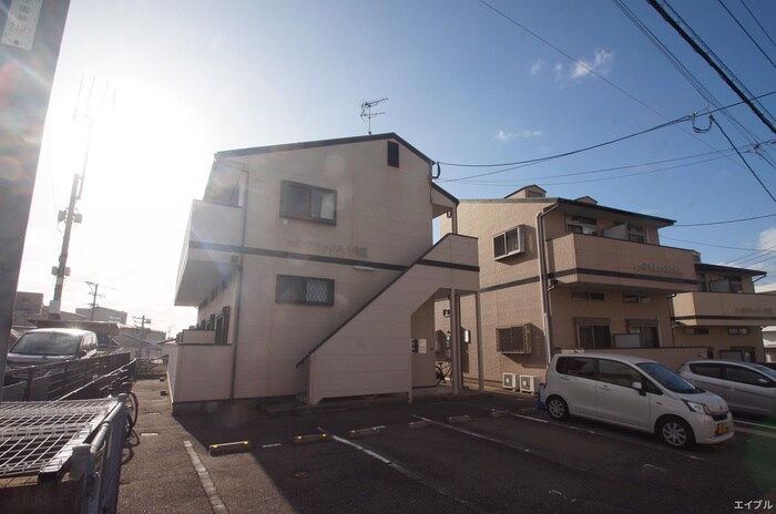 物件外観写真6　(外観写真)