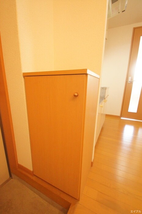 物件内観写真18　(靴箱)