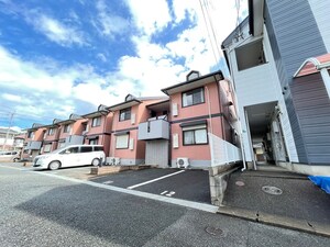 オ－ク高須Ｃ棟外観写真