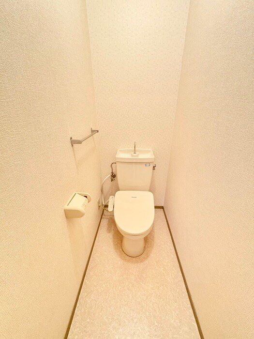 物件内観写真9　(トイレ)