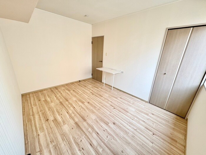 物件内観写真9　(居室)