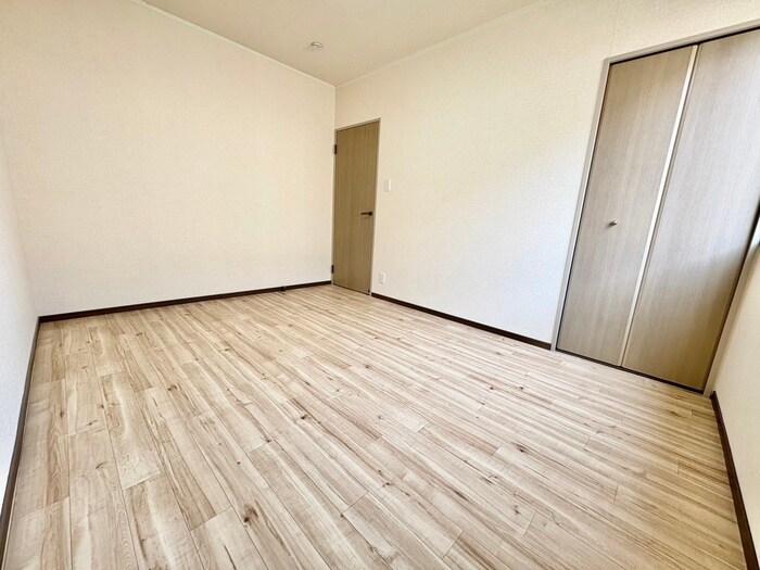 物件内観写真9　(居室)