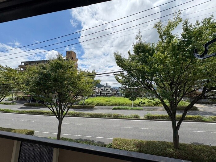 物件内観写真15　(室内からの展望)