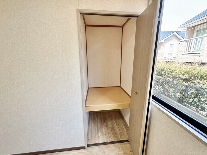 物件内観写真16　(収納)