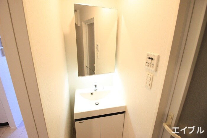 物件内観写真14　(洗面)