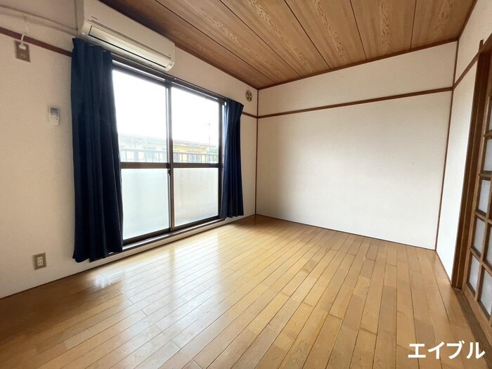 物件内観写真7　(居室)