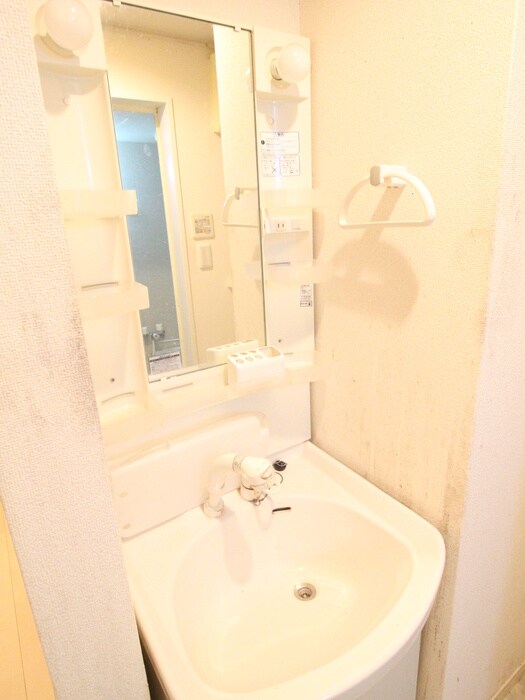 物件内観写真8　(洗面)