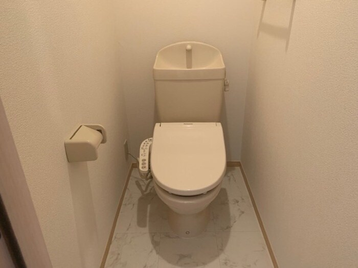 物件内観写真7　(トイレ)