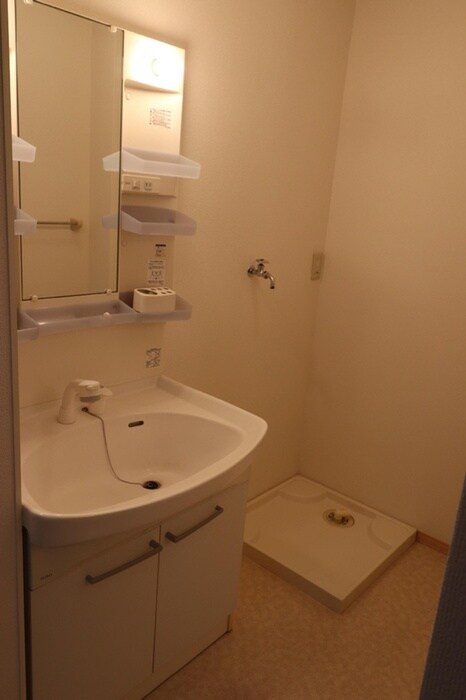 物件内観写真8　(洗面)