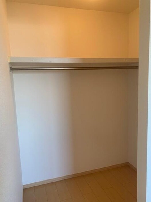 物件内観写真12　(収納)