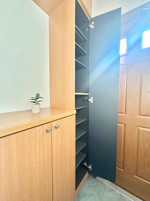 物件内観写真13　(靴箱)