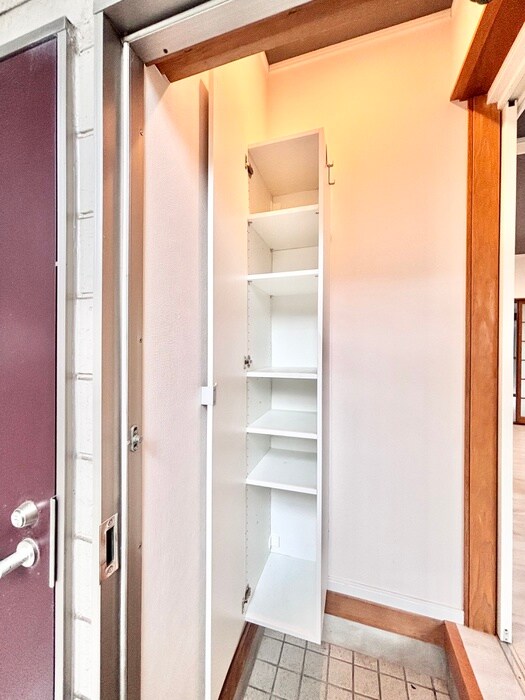 物件内観写真12　(靴箱)