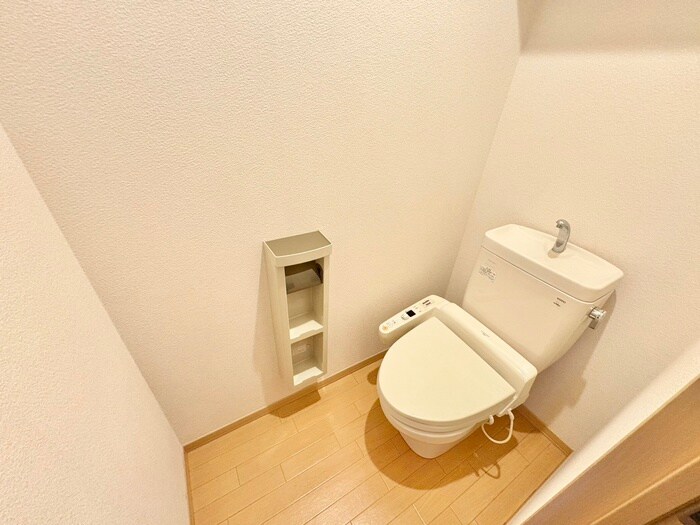 物件内観写真11　(トイレ)