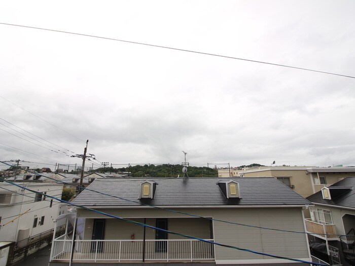 物件内観写真14　(室内からの展望)