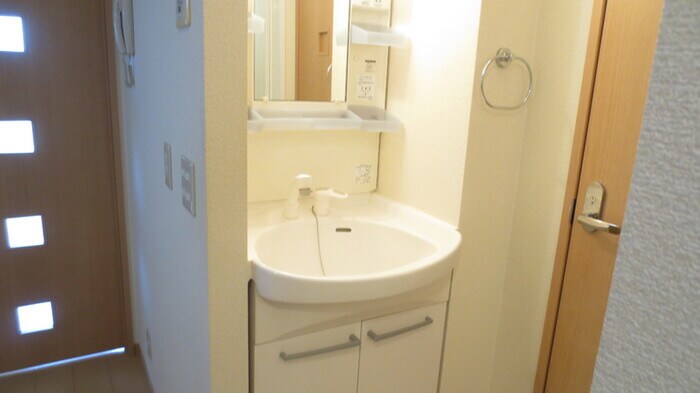 物件内観写真10　(洗面)