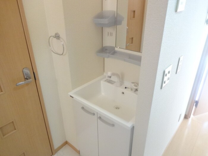 物件内観写真11　(洗面)