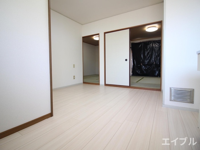 物件内観写真5　(居室)